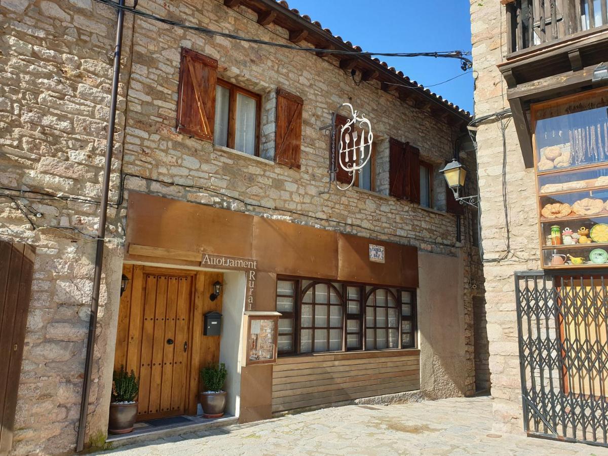 Hostal Cal Armengou Castellar De N'Hug Exterior foto
