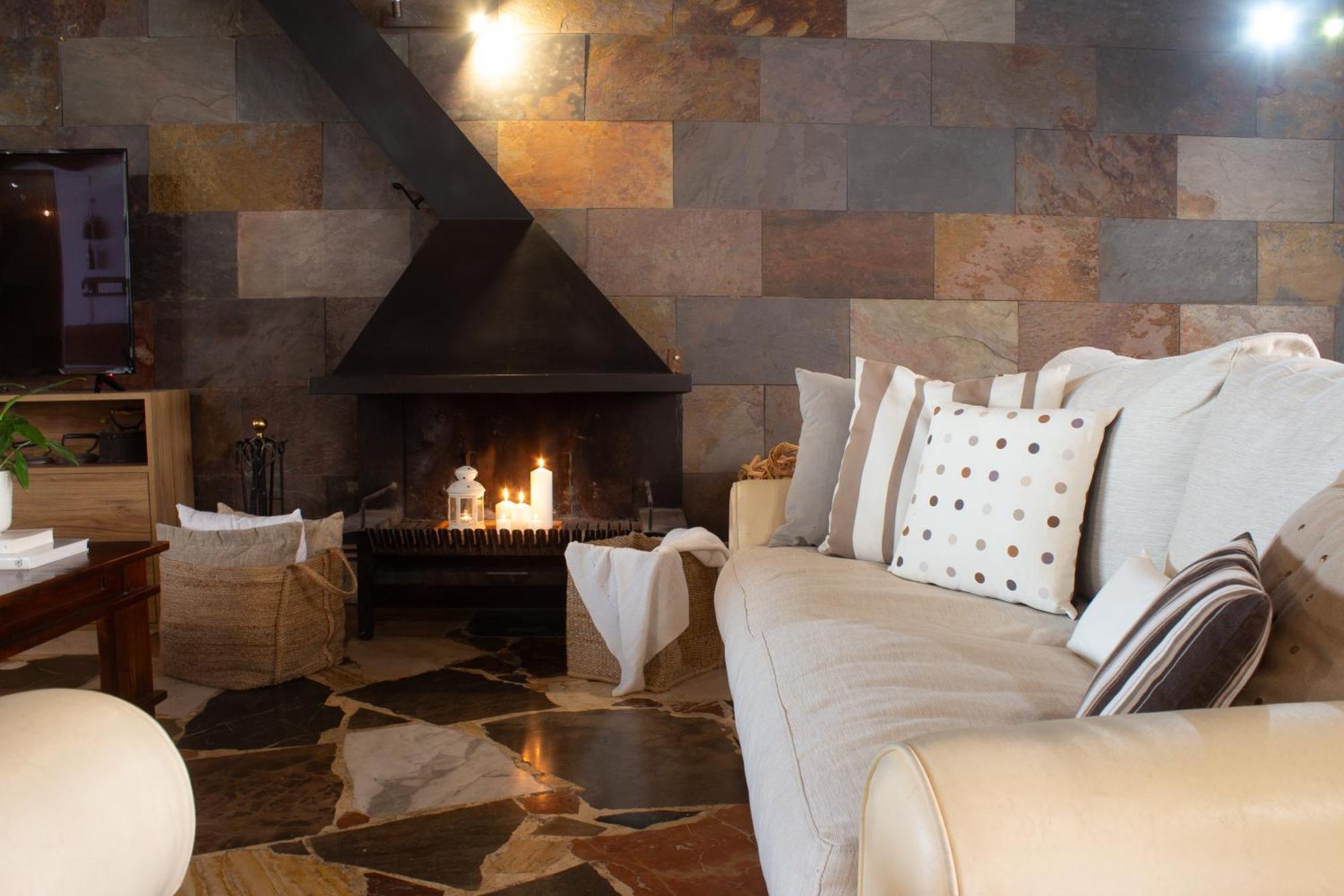 Hostal Cal Armengou Castellar De N'Hug Exterior foto