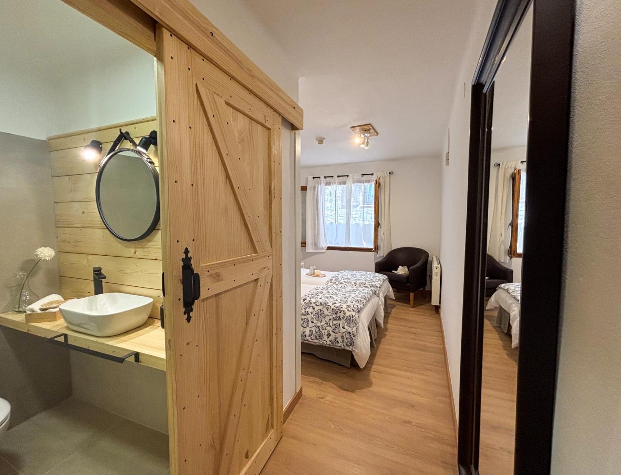 Hostal Cal Armengou Castellar De N'Hug Exterior foto